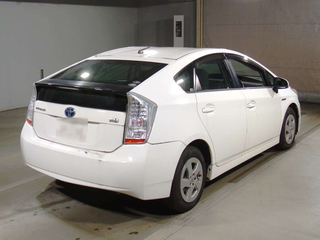 2009 Toyota Prius ZVW30[1]