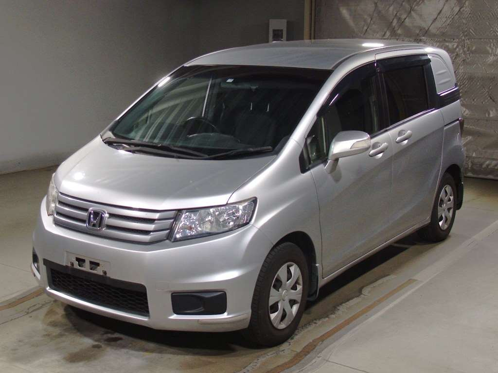 2012 Honda Freed Spike GB3[0]