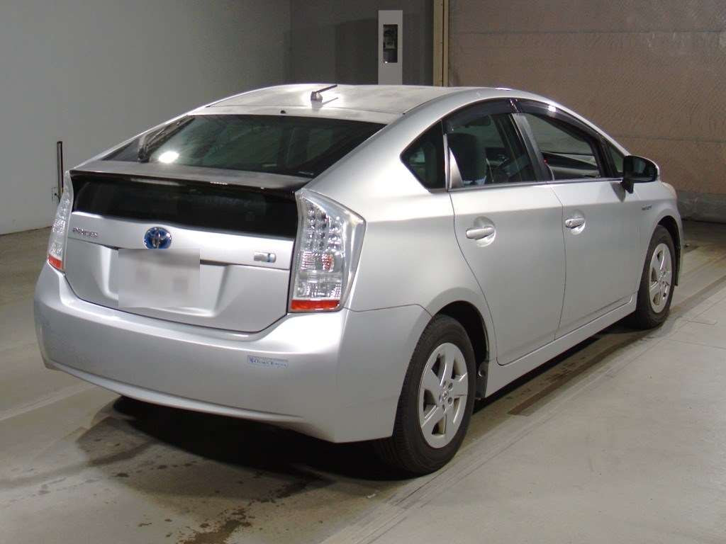 2009 Toyota Prius ZVW30[1]