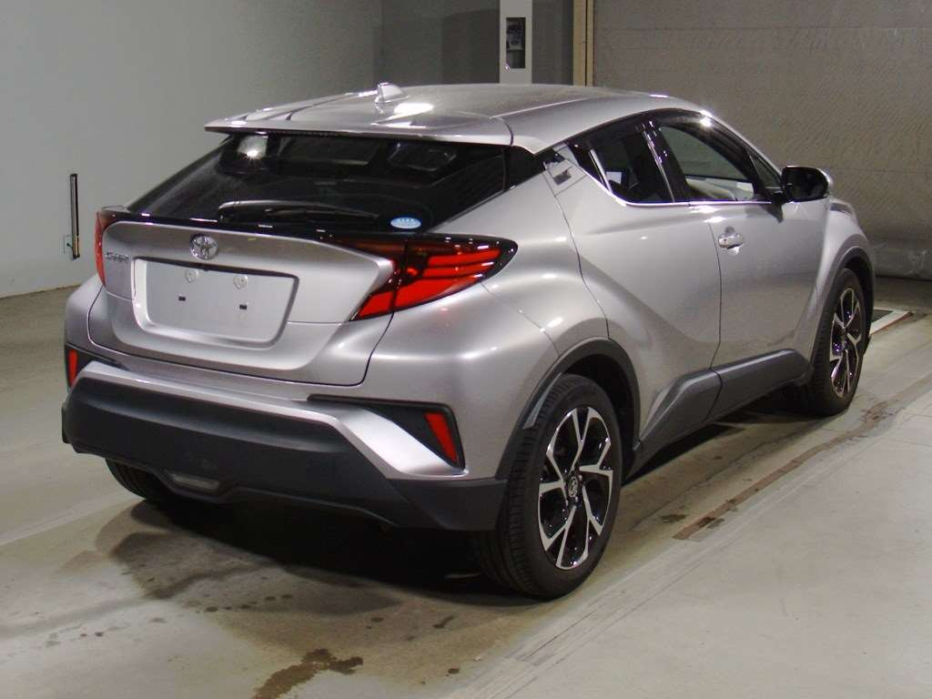 2019 Toyota C-HR NGX10[1]