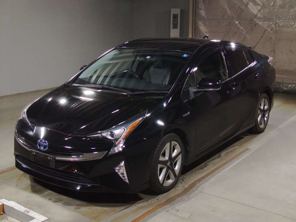 2015 Toyota Prius ZVW50[0]