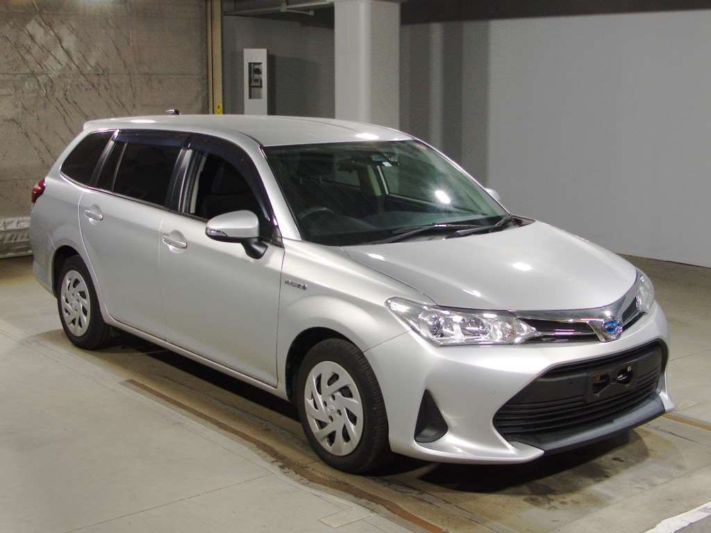 2020 Toyota Corolla Fielder NKE165G[2]