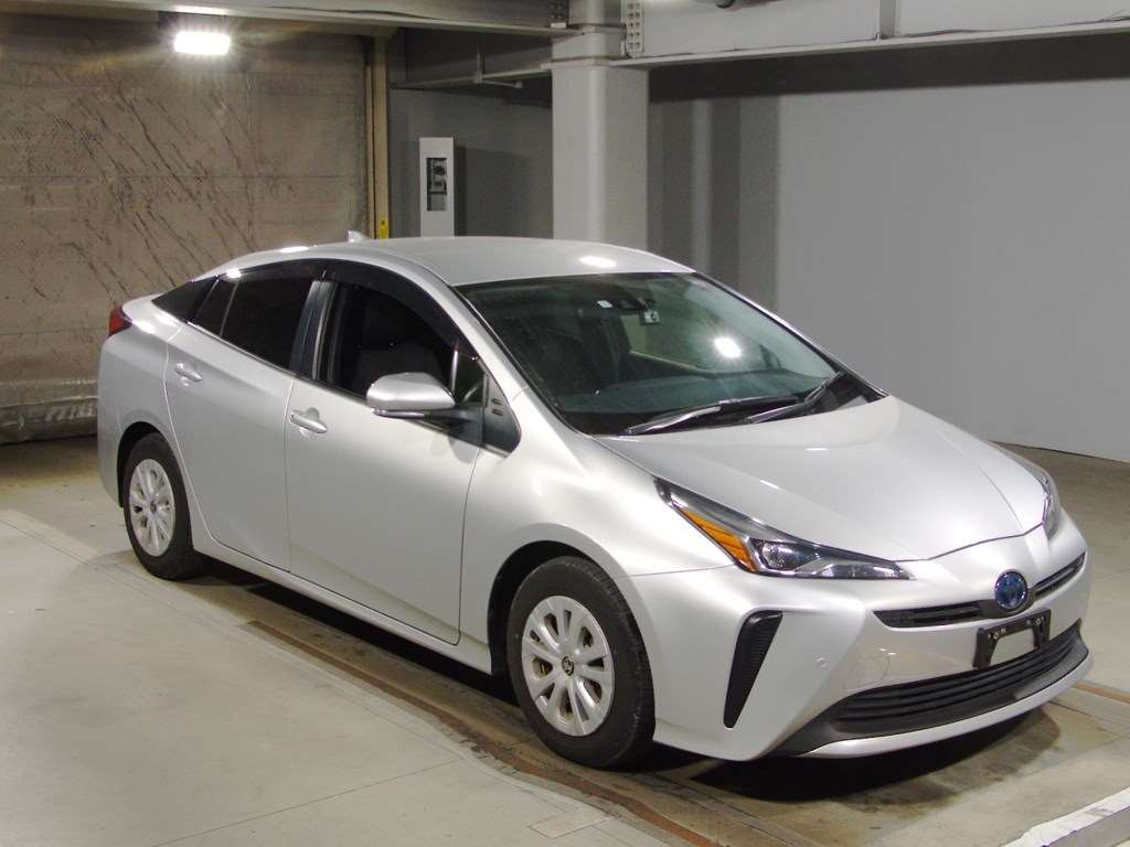 2021 Toyota Prius ZVW51[2]