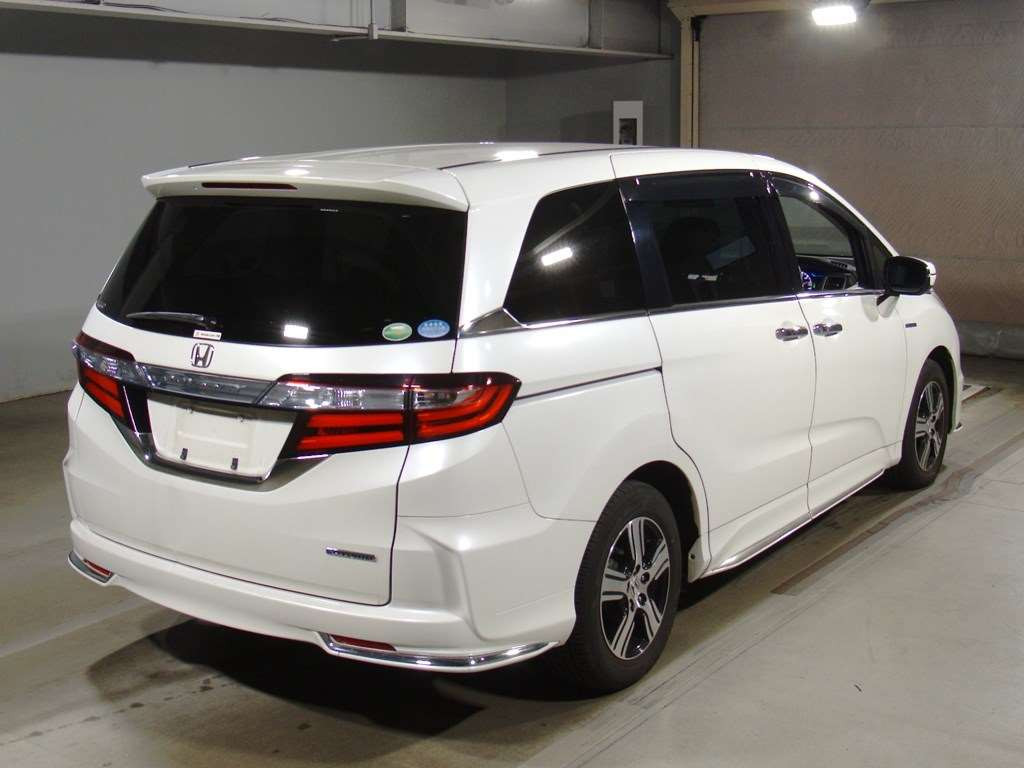 2016 Honda Odyssey Hybrid RC4[1]