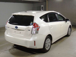 2015 Toyota Prius alpha