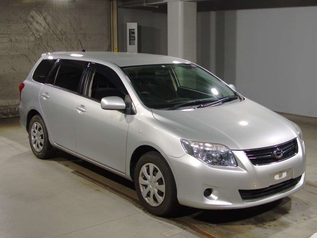 2010 Toyota Corolla Fielder NZE141G[2]