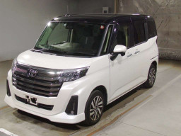 2021 Toyota Roomy