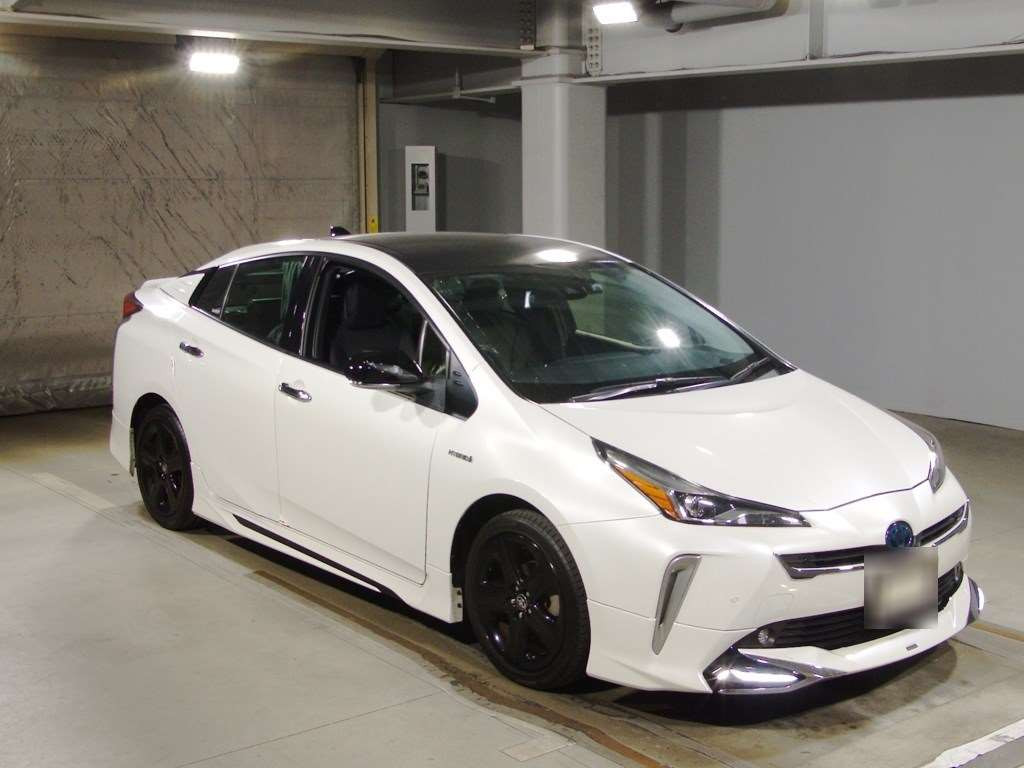 2019 Toyota Prius ZVW51[2]