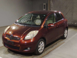 2010 Toyota Vitz