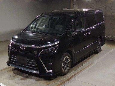 2018 Toyota Voxy