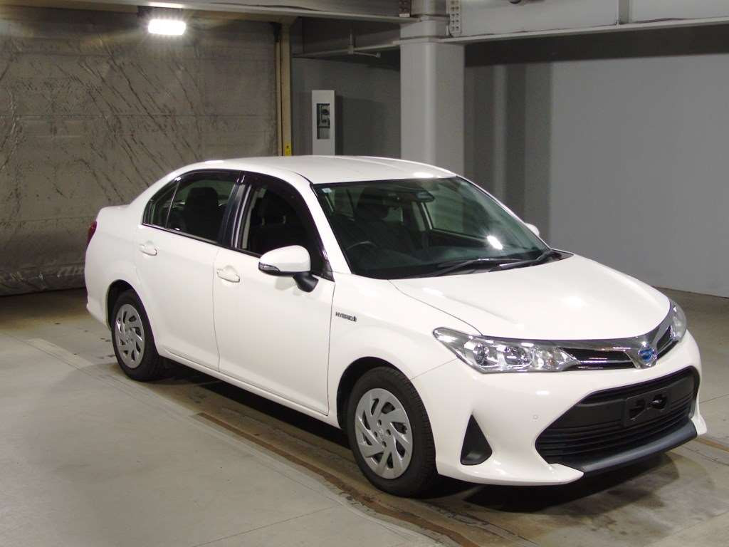 2019 Toyota Corolla Axio NKE165[2]