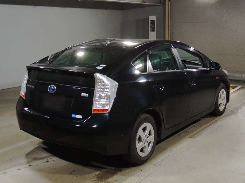 2011 Toyota Prius ZVW30[1]