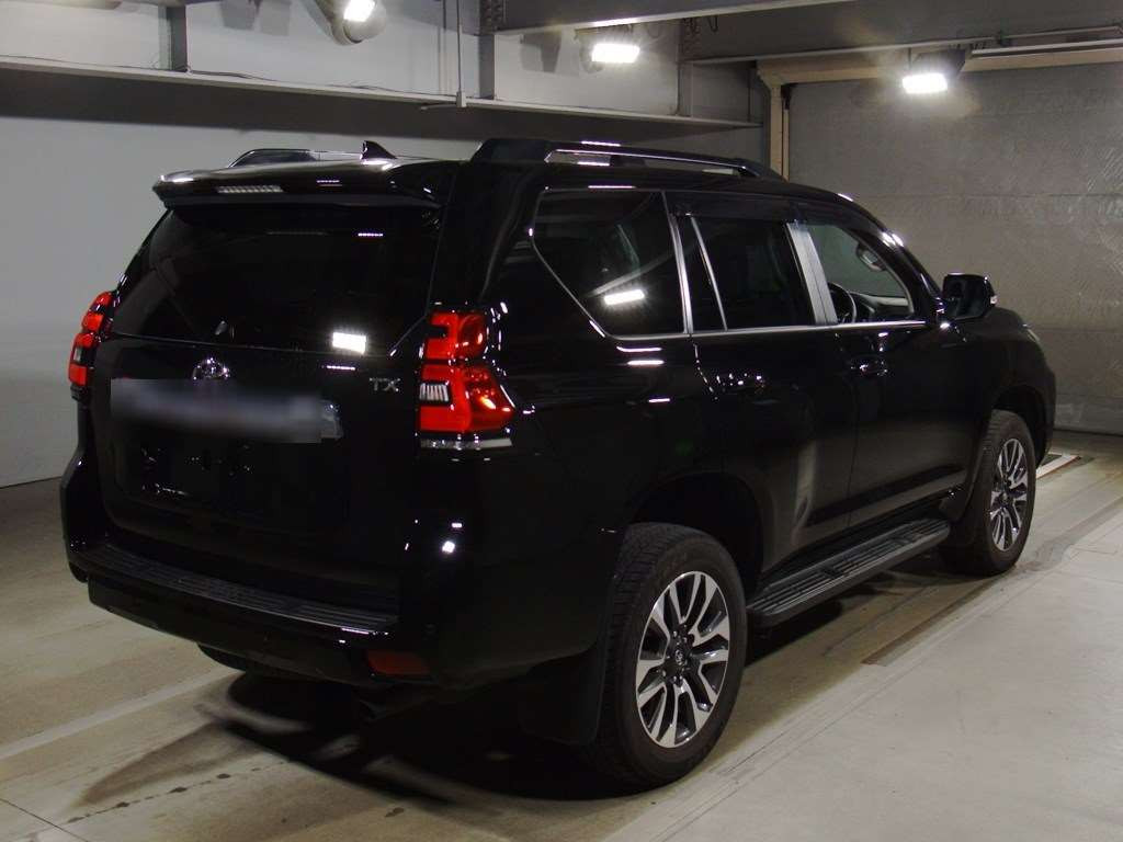 2023 Toyota Land Cruiser Prado TRJ150W[1]