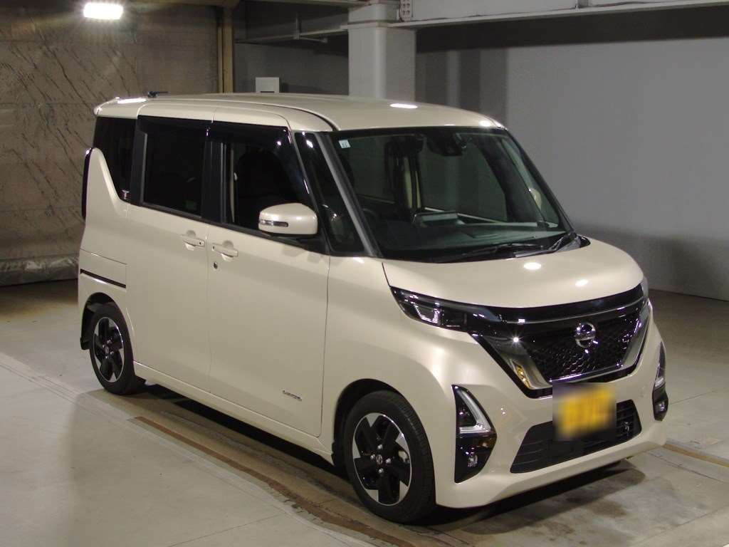 2022 Nissan Roox B44A[2]