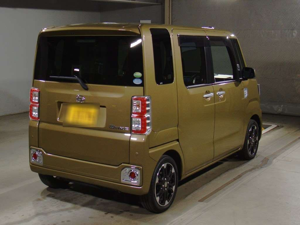 2019 Daihatsu Wake LA700S[1]