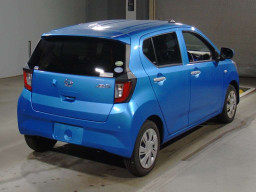 2019 Daihatsu Mira es