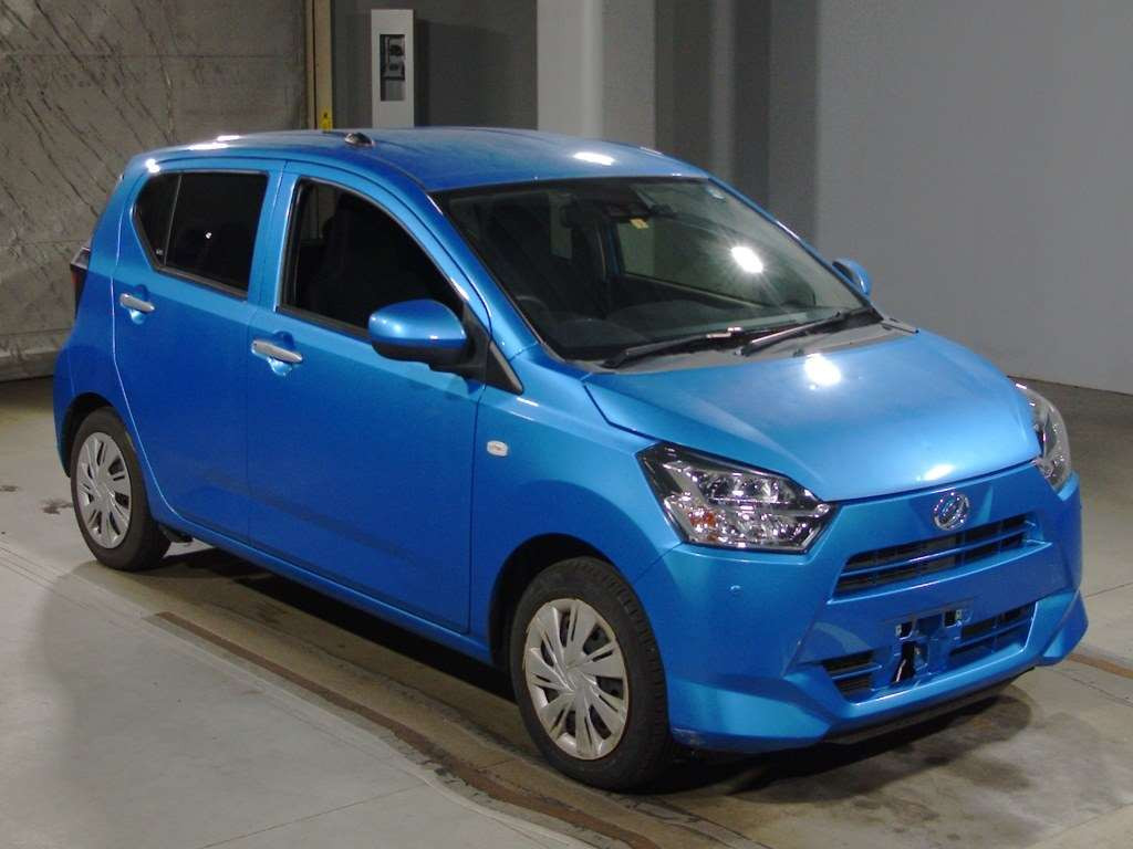 2019 Daihatsu Mira es LA350S[2]