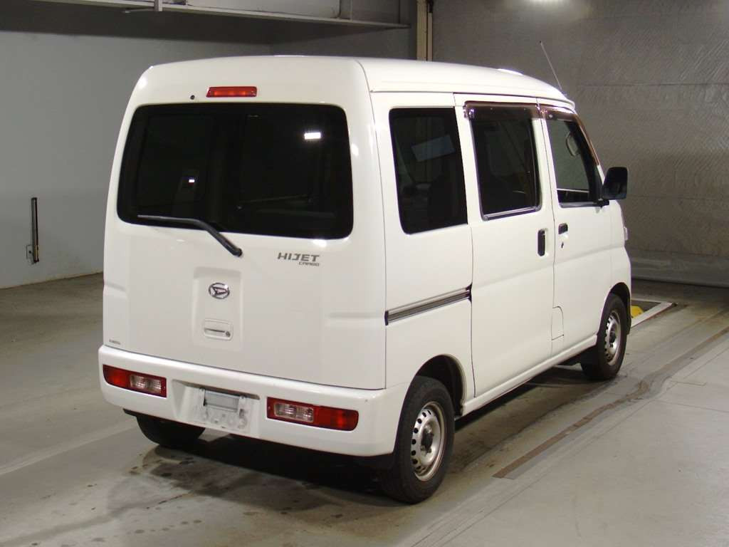 2016 Daihatsu Hijet Cargo S321V[1]