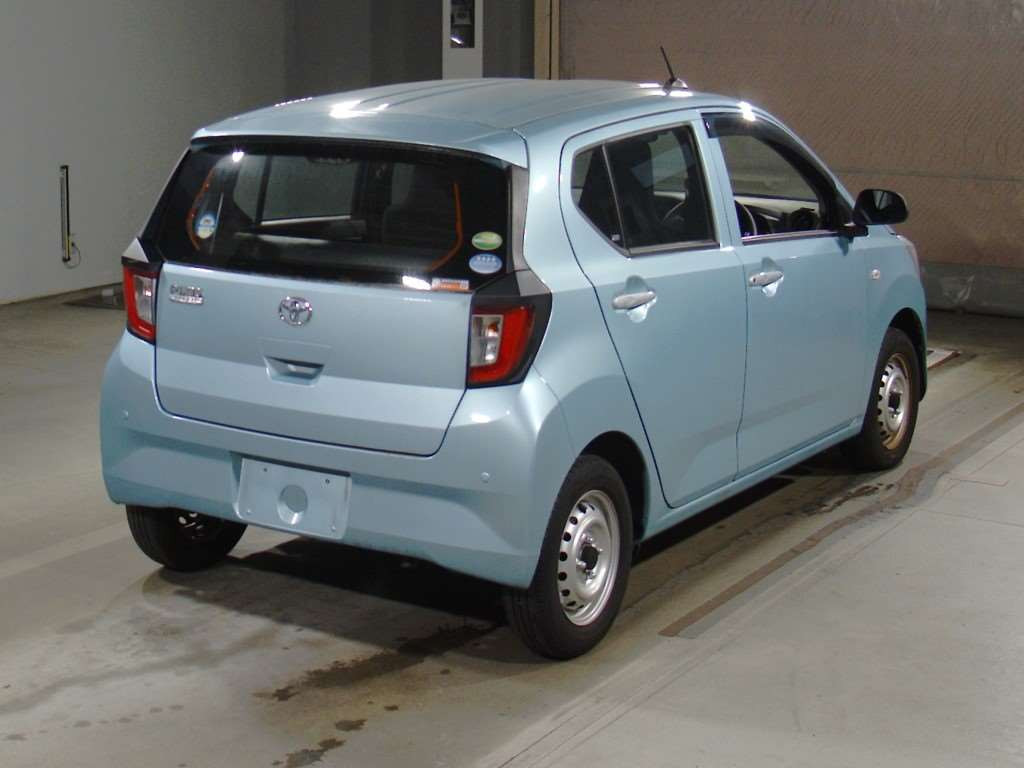 2019 Toyota Pixis Epoch LA350A[1]