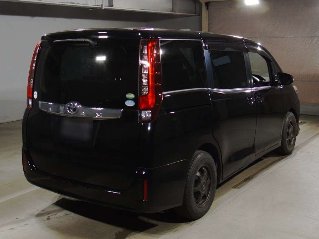 2017 Toyota Noah ZRR80G[1]