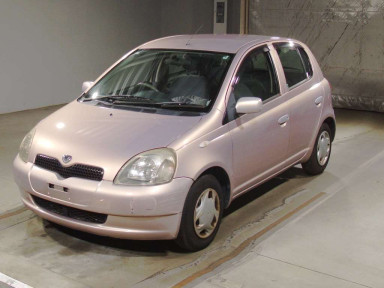 2001 Toyota Vitz