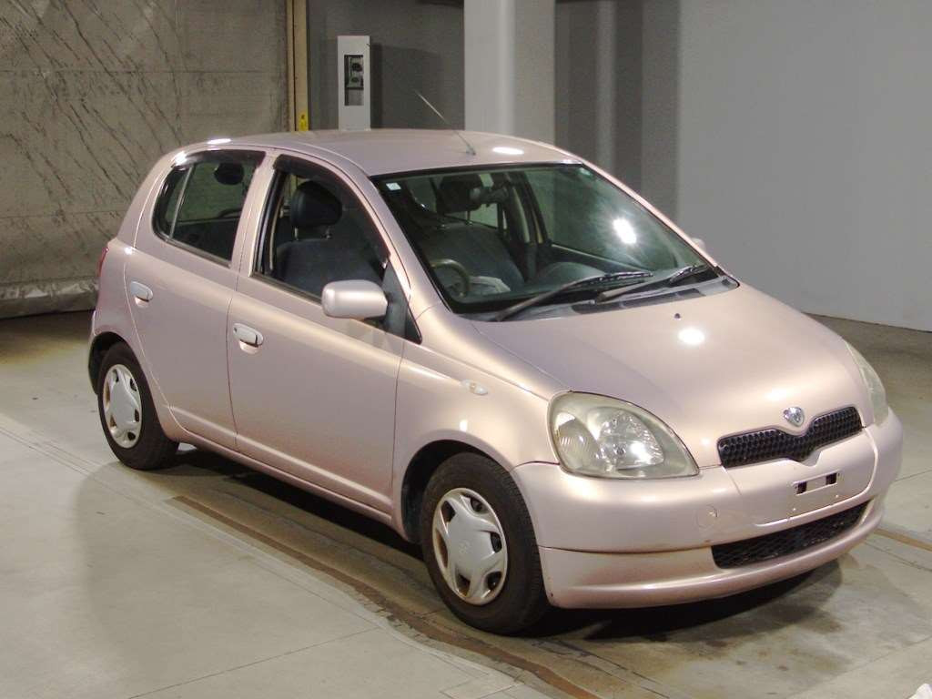 2001 Toyota Vitz SCP10[2]