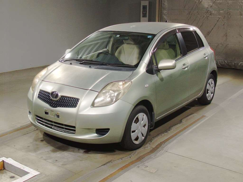 2007 Toyota Vitz SCP90[0]