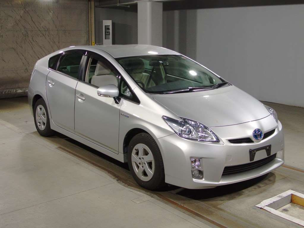 2009 Toyota Prius ZVW30[2]