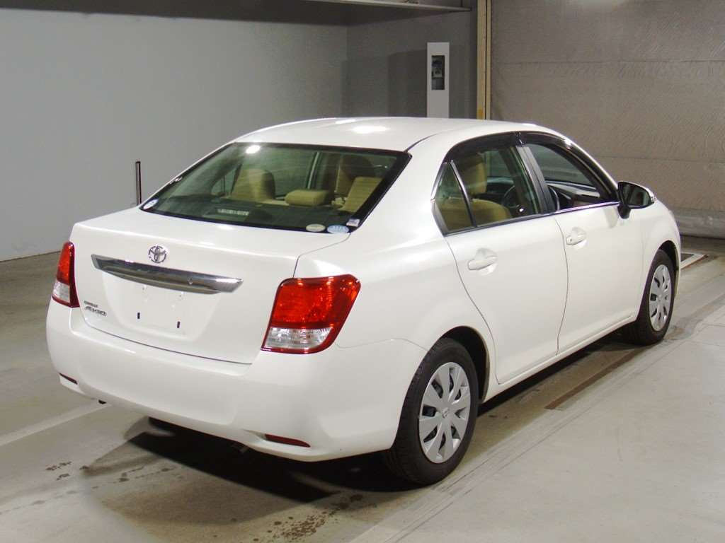 2012 Toyota Corolla Axio NZE161[1]