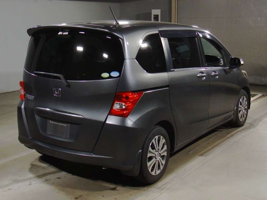 2010 Honda Freed GB3[1]