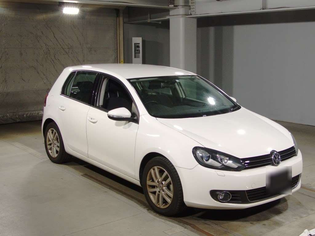 2012 Volkswagen Golf 1KCAX[2]