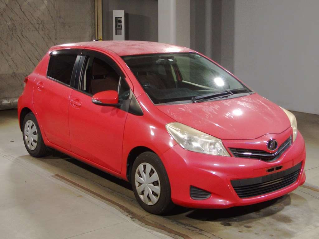 2012 Toyota Vitz NSP130[2]