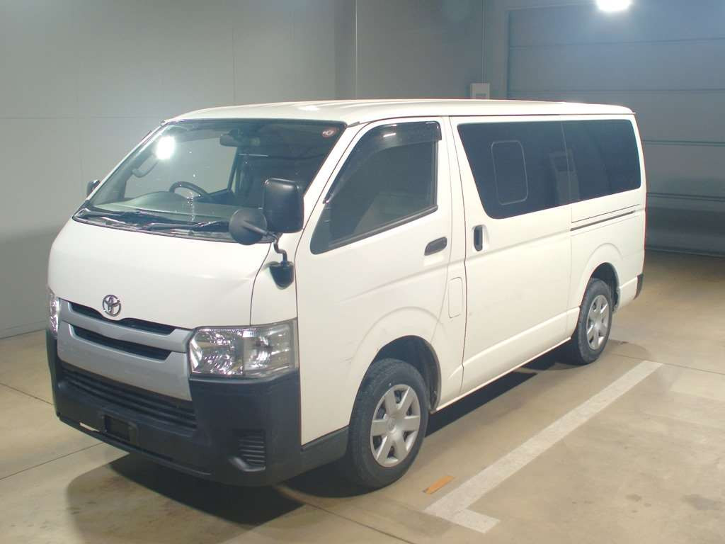 2015 Toyota Hiace Van TRH200V[0]