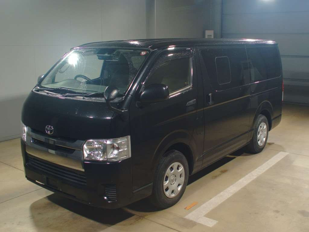 2019 Toyota Hiace Van GDH201V[0]