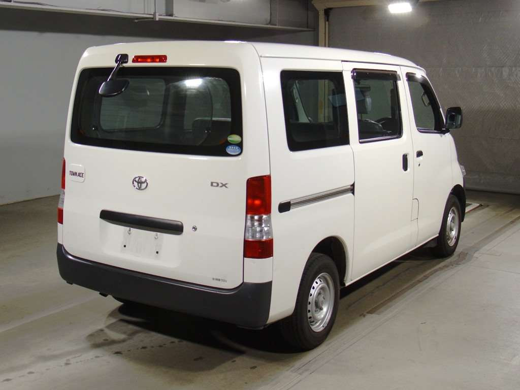 2015 Toyota Townace Van S402M[1]