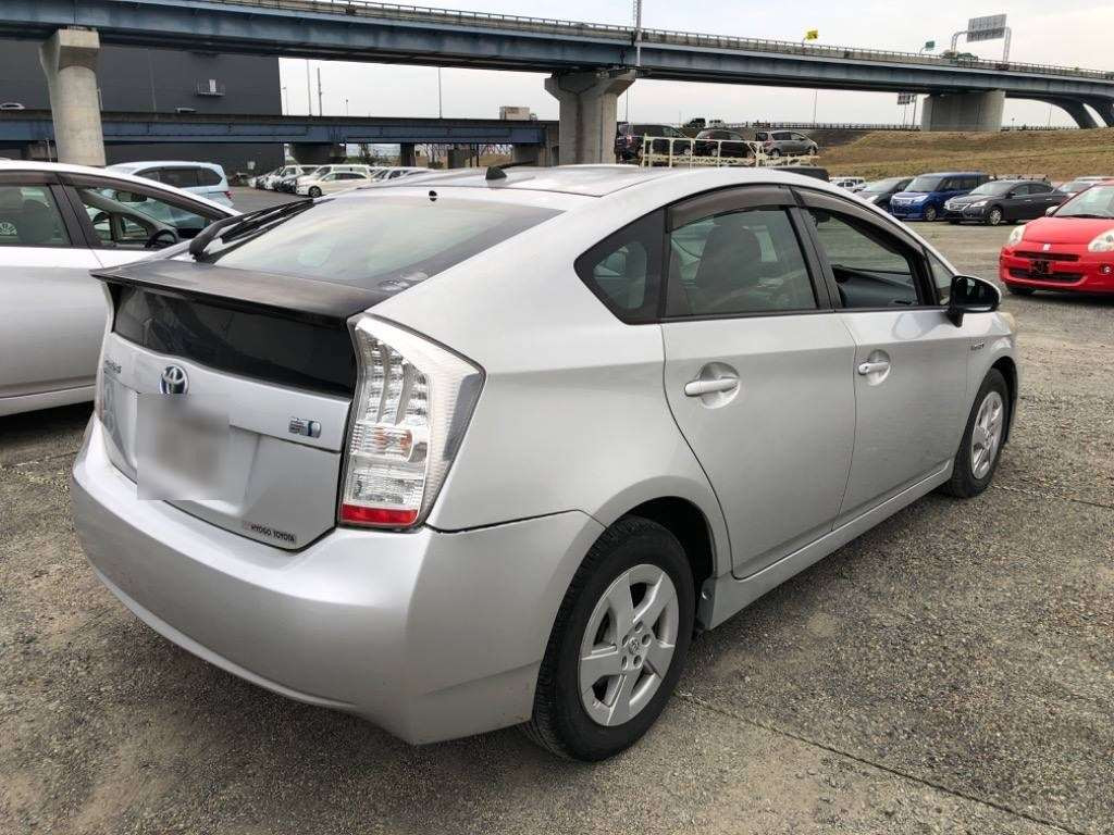 2011 Toyota Prius ZVW30[1]