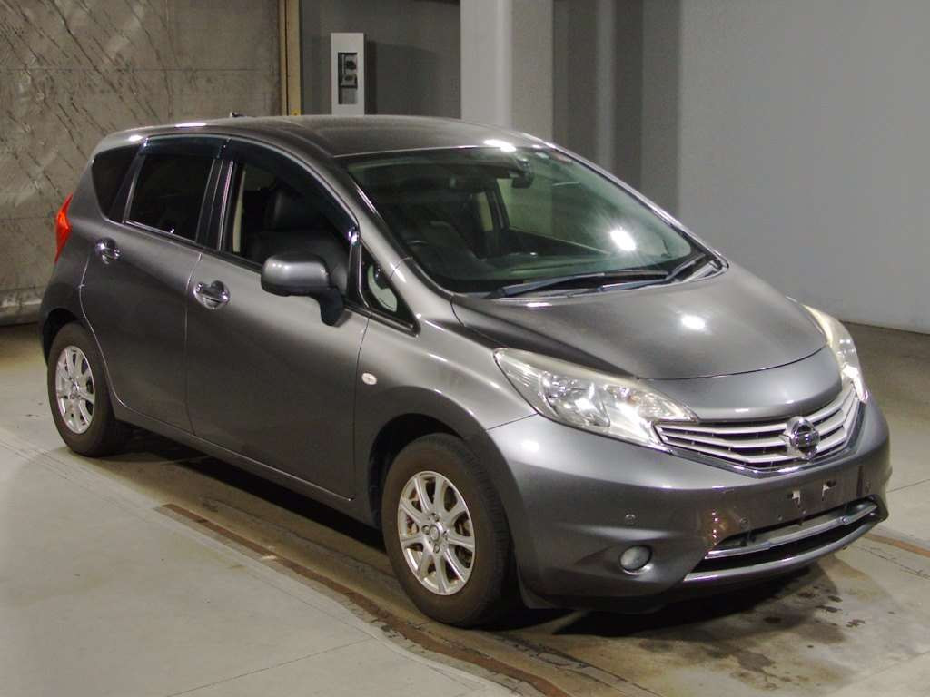 2014 Nissan Note E12[2]