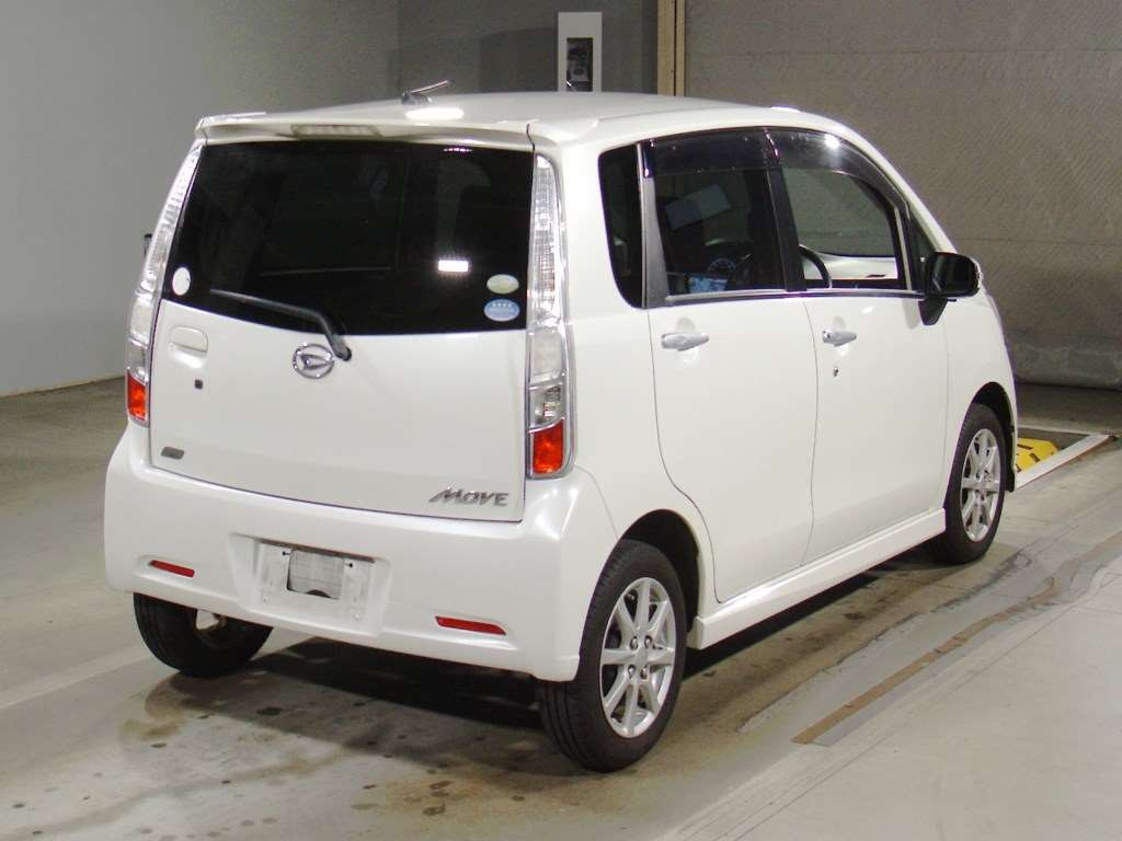 2011 Daihatsu Move Custom LA100S[1]