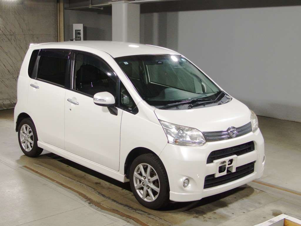 2011 Daihatsu Move Custom LA100S[2]