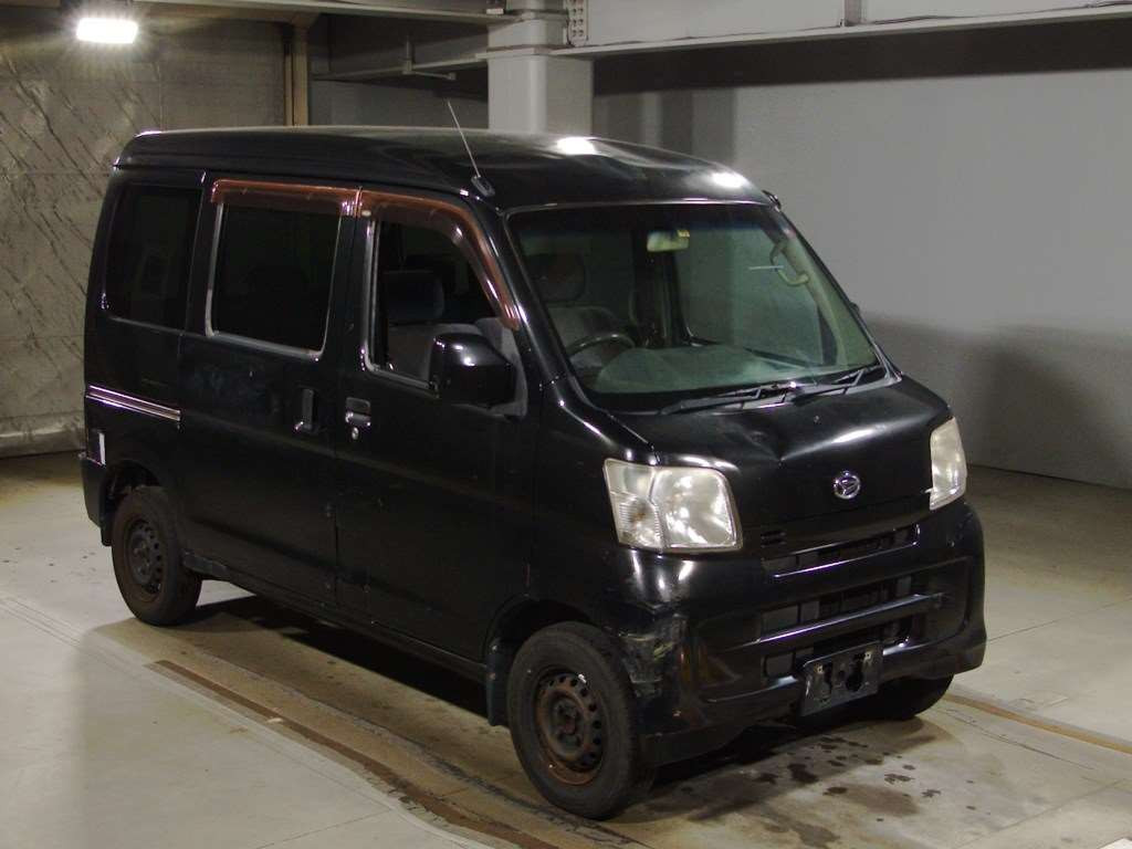 2010 Daihatsu Hijet Cargo S321V[2]