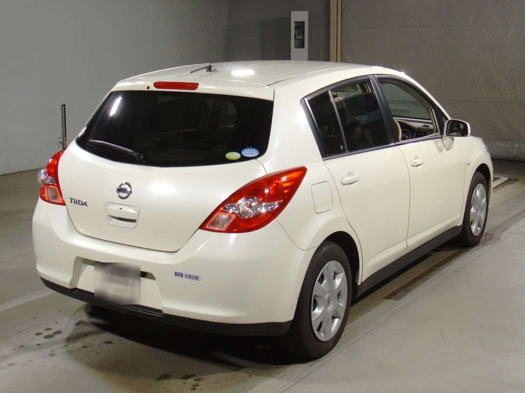 2008 Nissan Tiida C11[1]