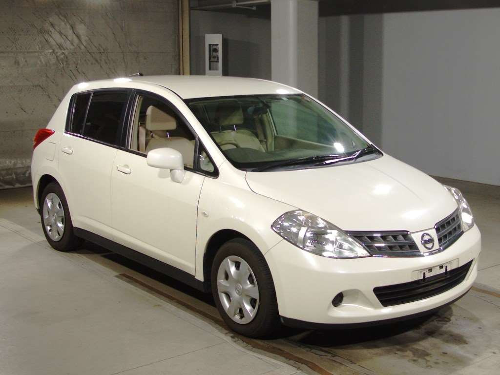 2008 Nissan Tiida C11[2]