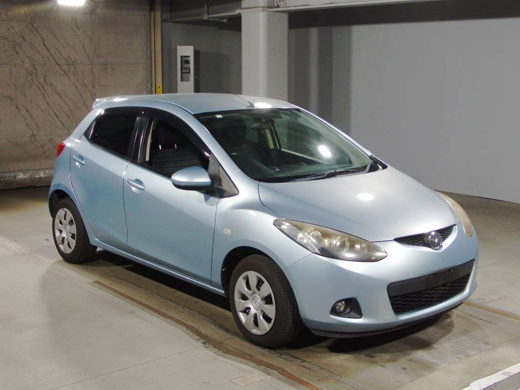 2010 Mazda Demio DE3FS[2]