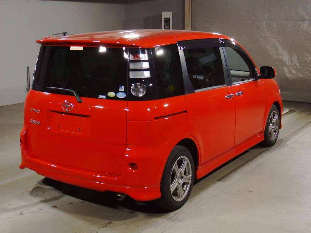 2009 Toyota Sienta NCP81G[1]