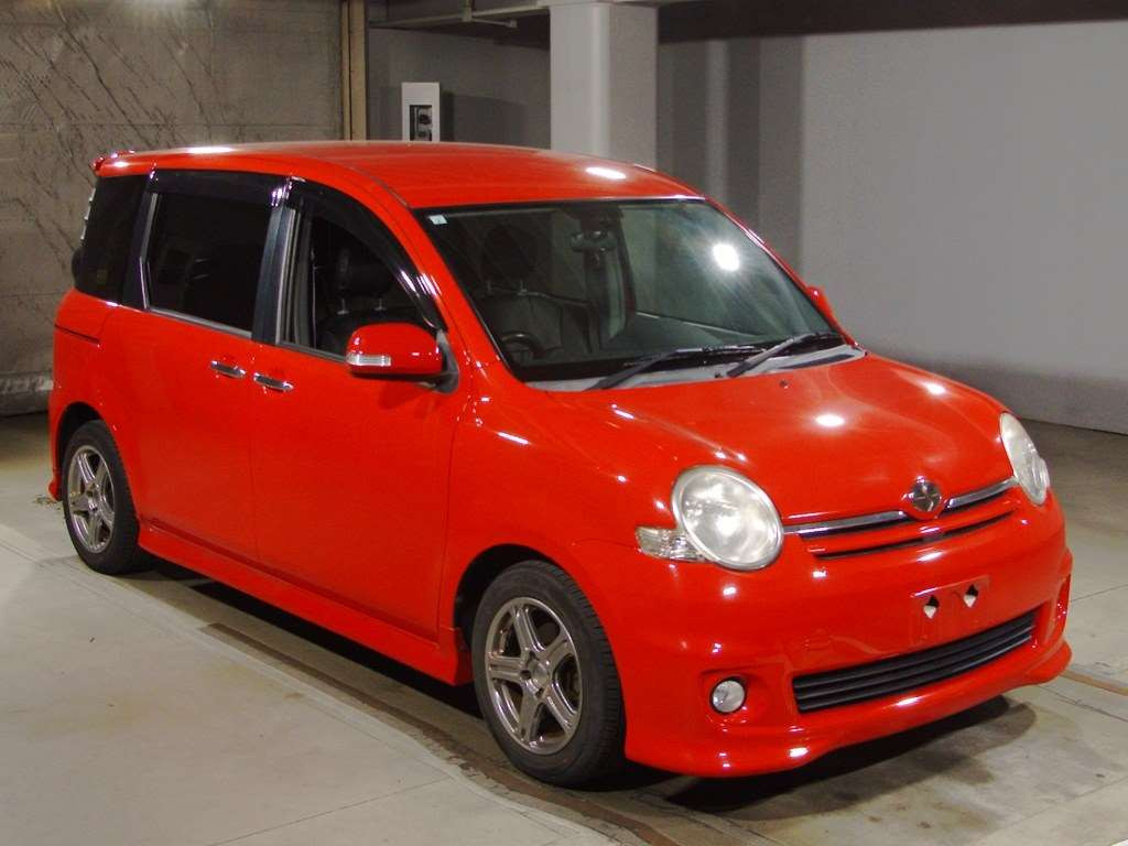 2009 Toyota Sienta NCP81G[2]