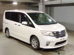 2012 Nissan Serena