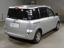 2007 Toyota Sienta