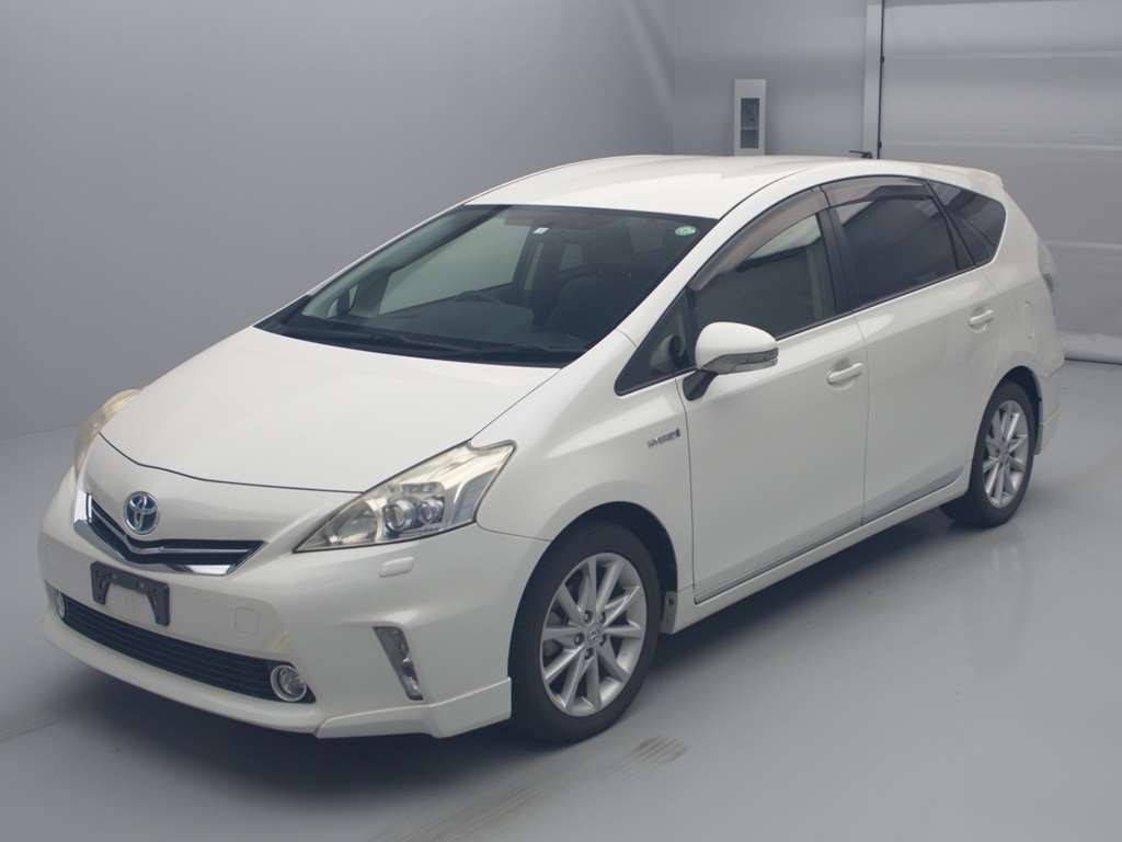 2012 Toyota Prius alpha ZVW41W[0]