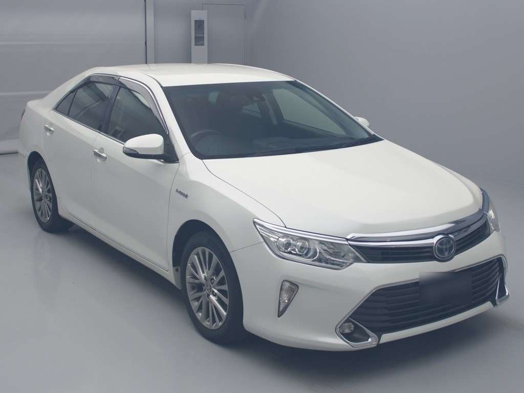 2015 Toyota Camry AVV50[2]