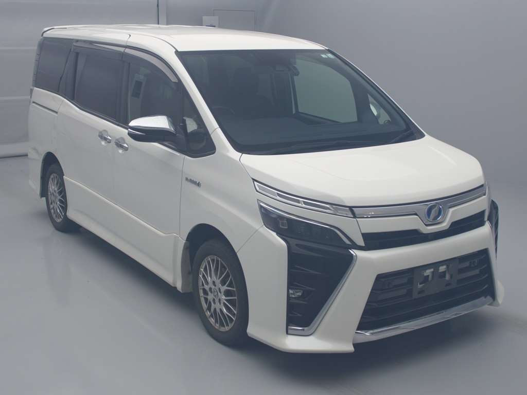 2020 Toyota Voxy ZWR80W[2]